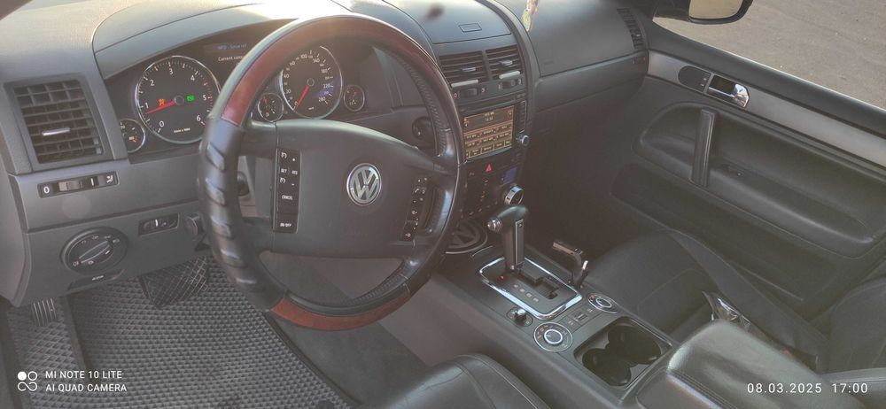 Volkswagen Touareg 3л