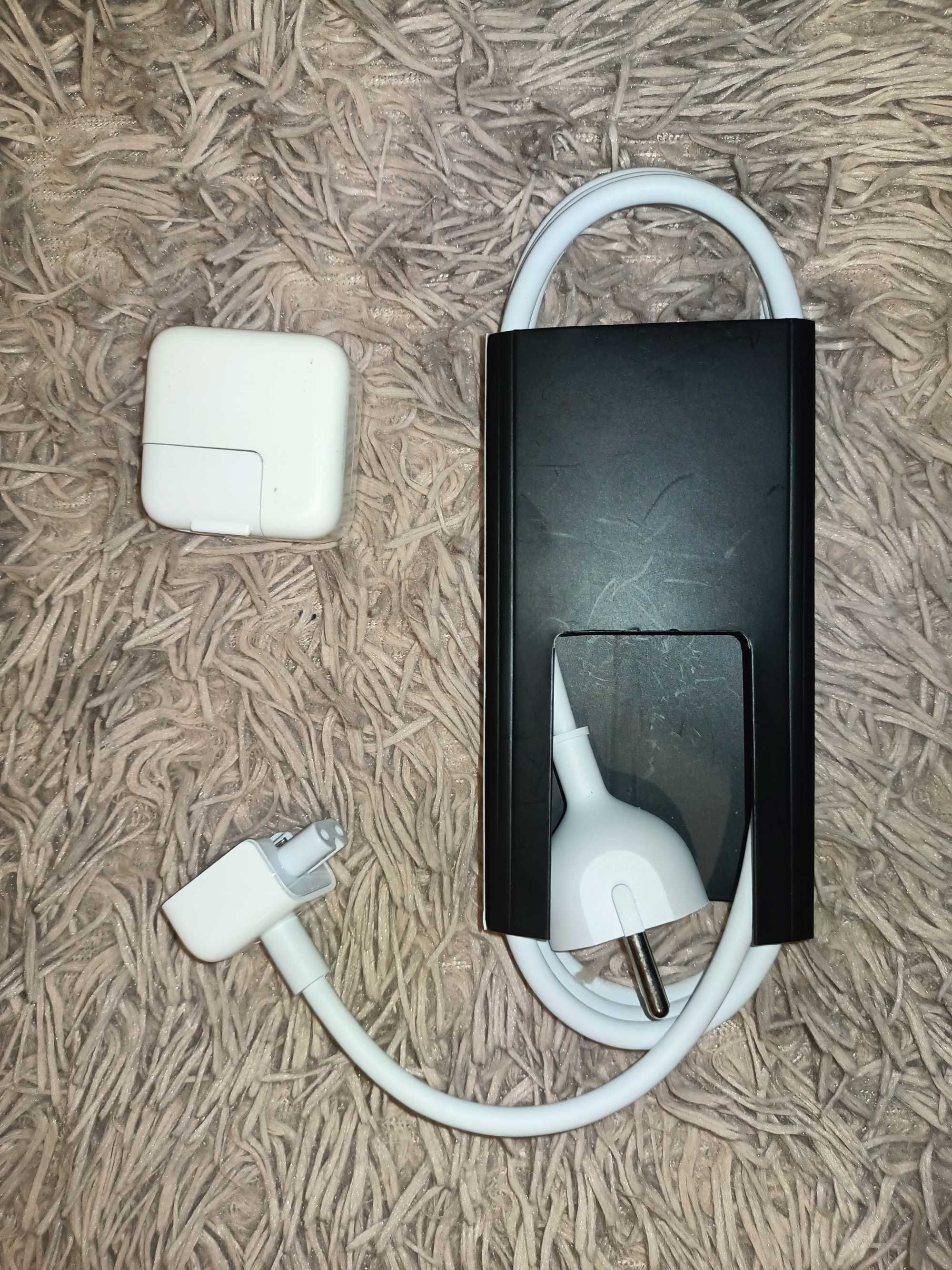Зарядний пристрій для MacBook Air 13