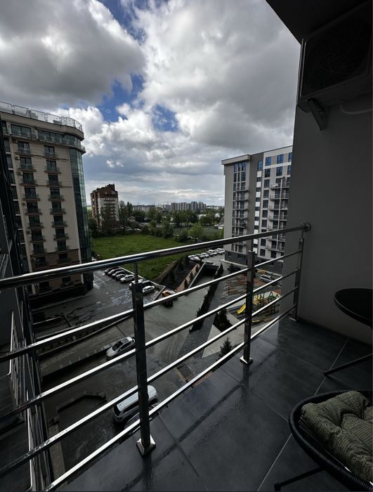 Оренда 2 кімнатна квартира +кухня-студія жк Park Residence,Липки Озеро