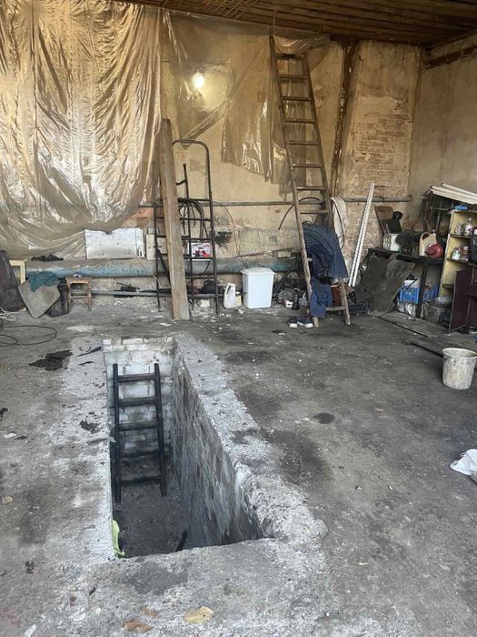 оренда гаража 40м 10соток землі