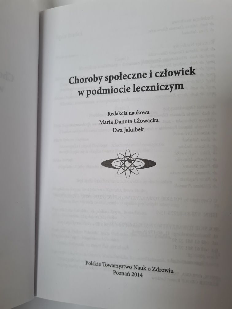 Choroby społeczne i człowiek w podmiocie leczniczym - Książka