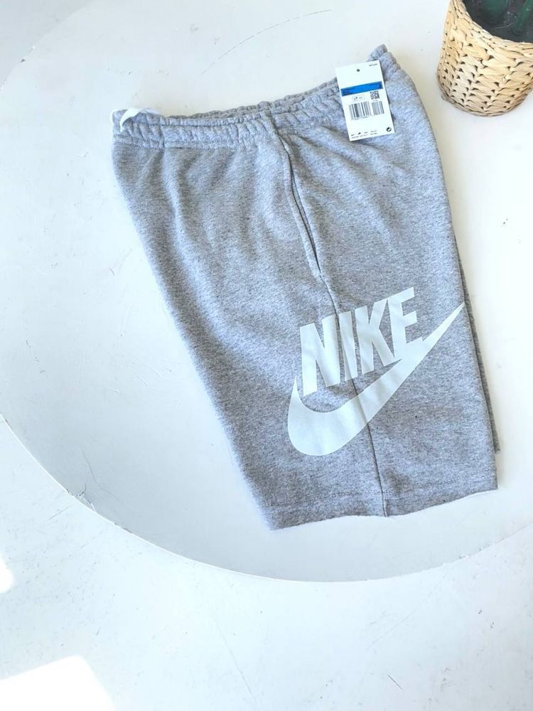 Шорти Nike оригінал Нові з лого та бірками С-ХЛ розмір