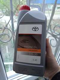 Моторное масло Toyota Engine Oil 5W-30