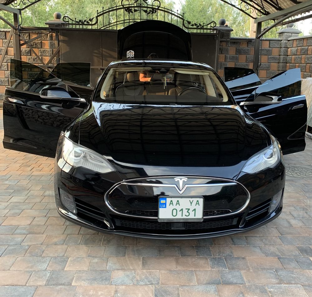 Tesla S 70d 2016
