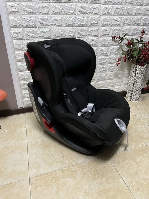 Автокрісло Britax Römer KING 2 Група 1 (9-18 кг) бу