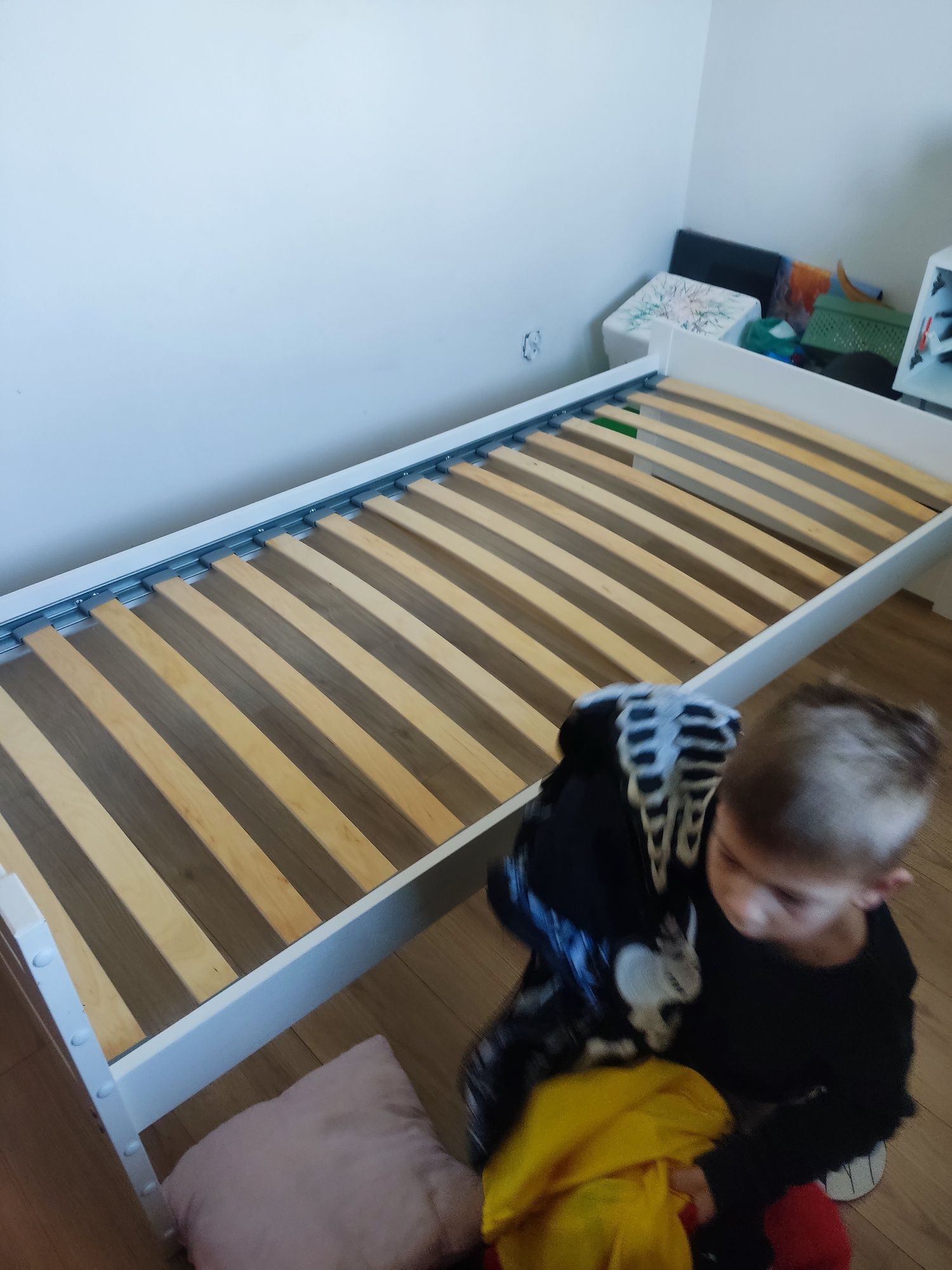 Łóżko drewniane Bartek białe 90x200