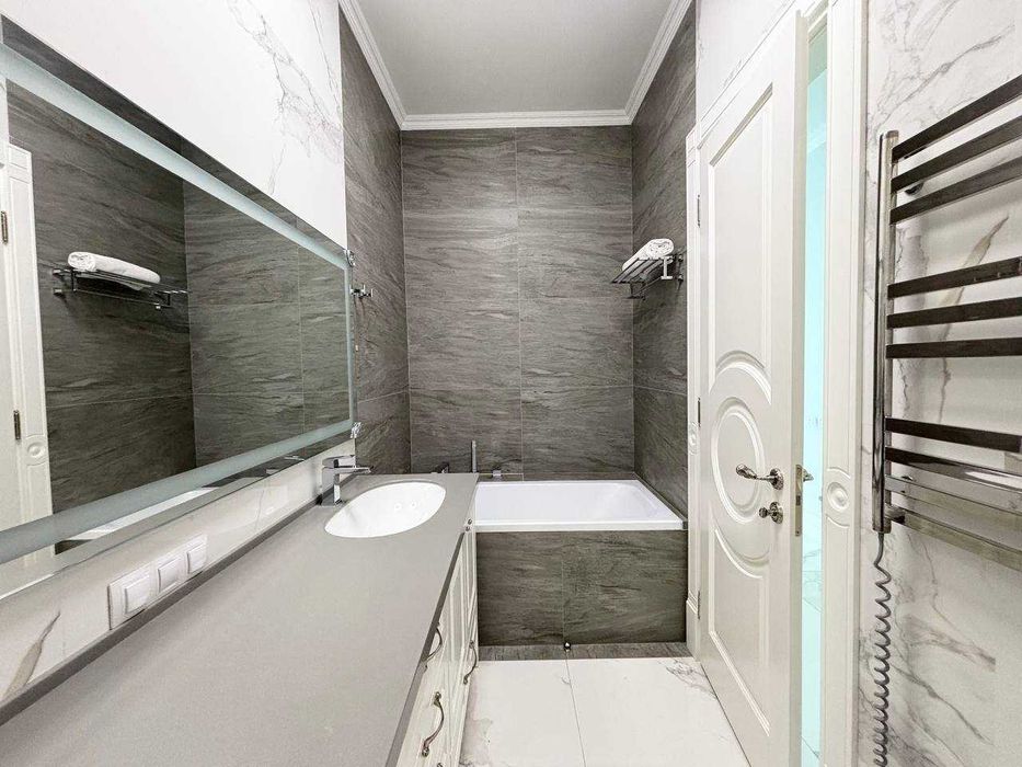 4 спальни! Бассейн и гараж! Продам уникальный дом 2017г. пр-т Гагарина