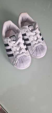 Ténis adidas superstar tamanho 22