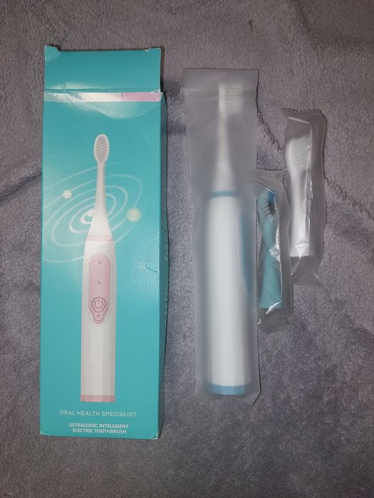 Зубна      щітка