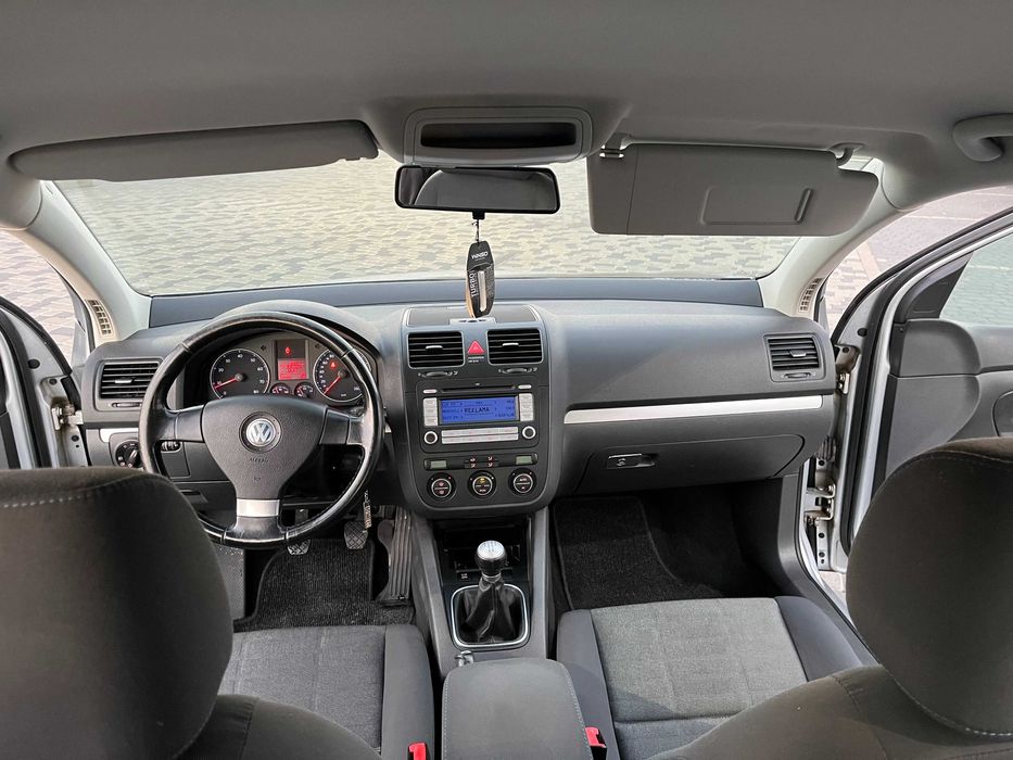 Volkswagen Golf V 2007, 1.6 MPI