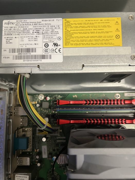 Komputer ( i5-3570 boosted gtx 1050 2gb 12ram )