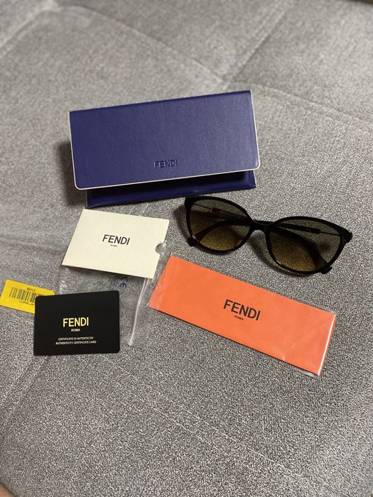 Oryginalne okulary przeciwsłoneczne FENDI