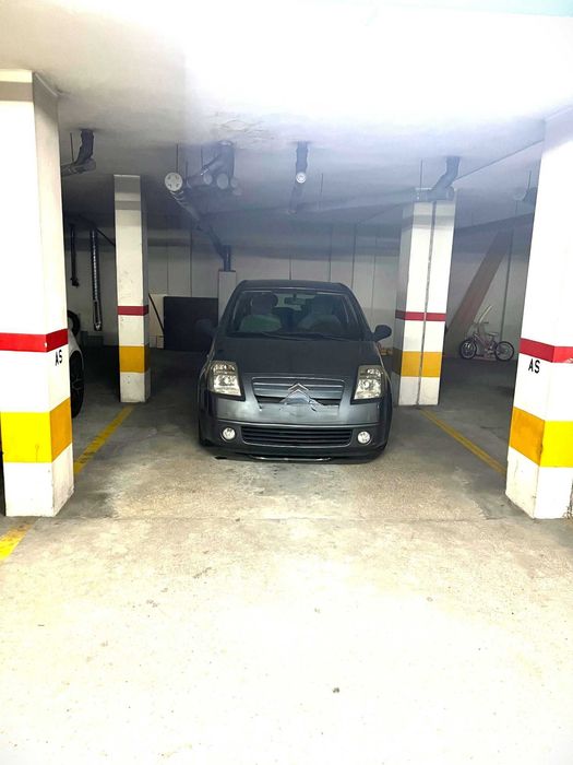 Armazém /  arrumos grandes + lugar estacionamento rio tinto MacDonalds