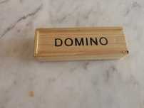 caixa de domino novo nunca usado