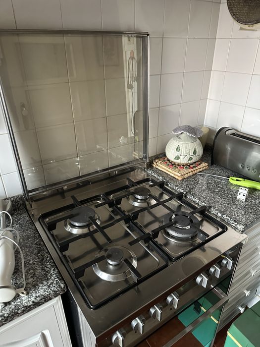 Fogão e forno a gás Hotpoint Ariston