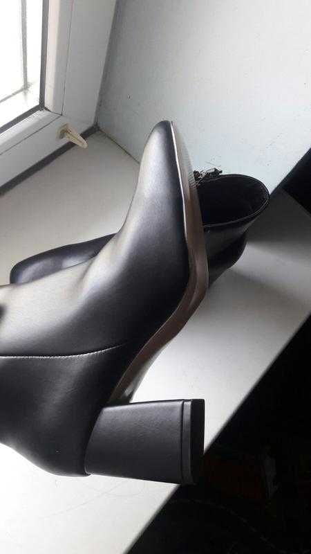 Стильные женские туфли, фирма lefties, 38-24,5-25см