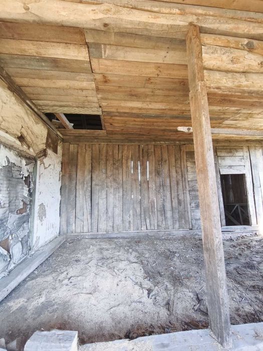 Продаж будинок під ремонт