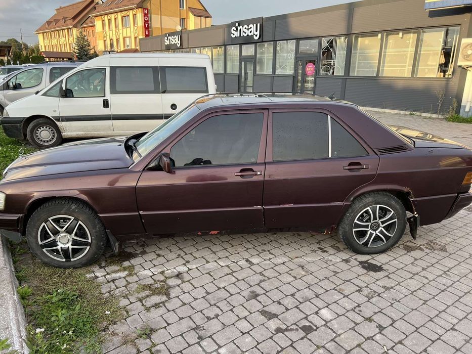 Продам Mersedes 190e