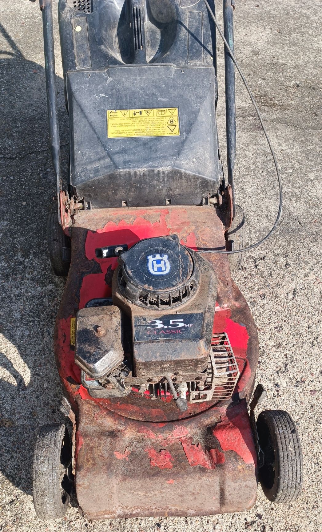 Kosiarka Husqvarna Briggs and Stratton 3.5 HP z koszem
