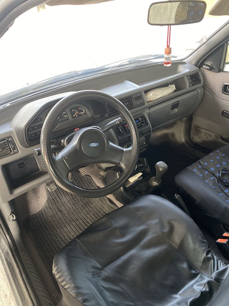 Ford Fiesta 1992 – Económico e Fiável
