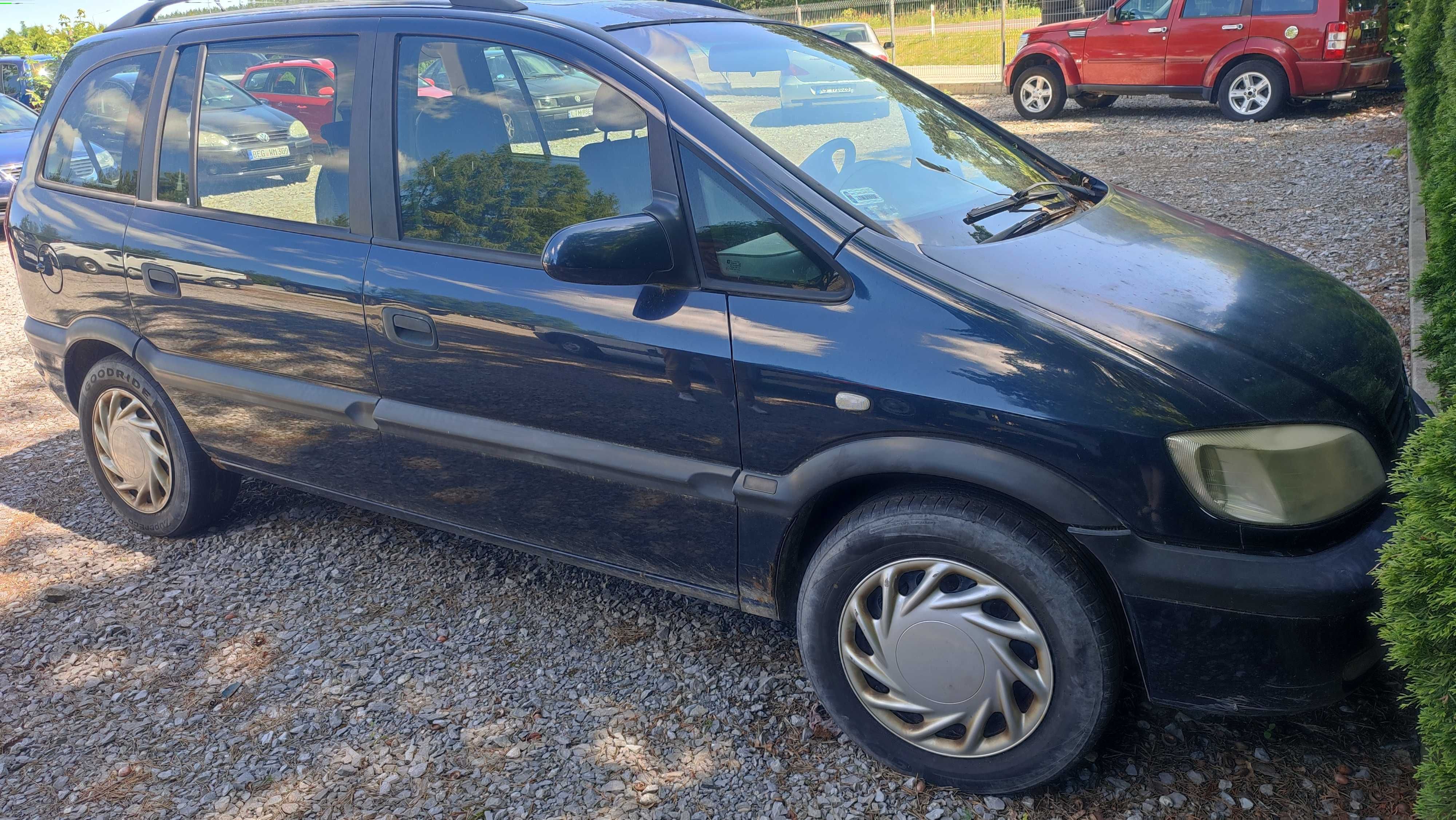 maska zderzak zafira b 2006 rok 1,9d 150koni z20r