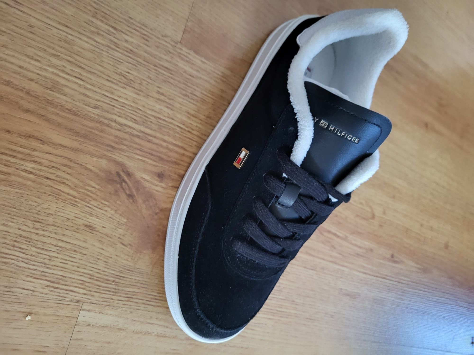 Buty sportowe tommy hilfiger sneakersy damskie nr 39