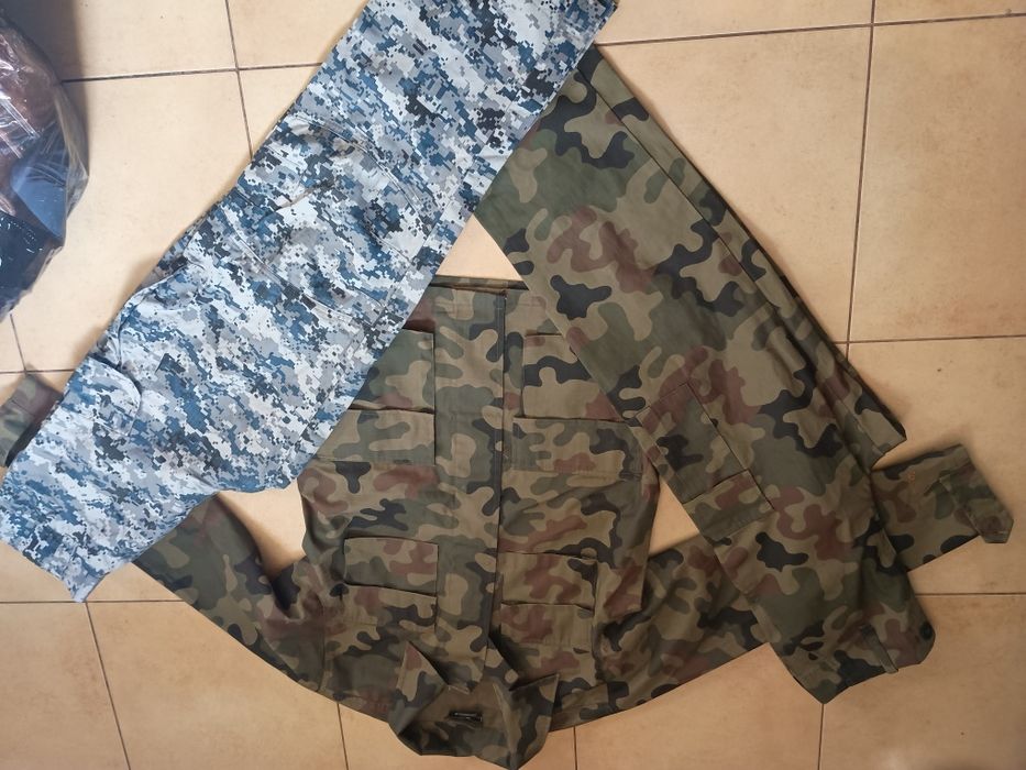 mundur harcerski moro rozmiar 158/164 (1xbluza, 2xspodnie)