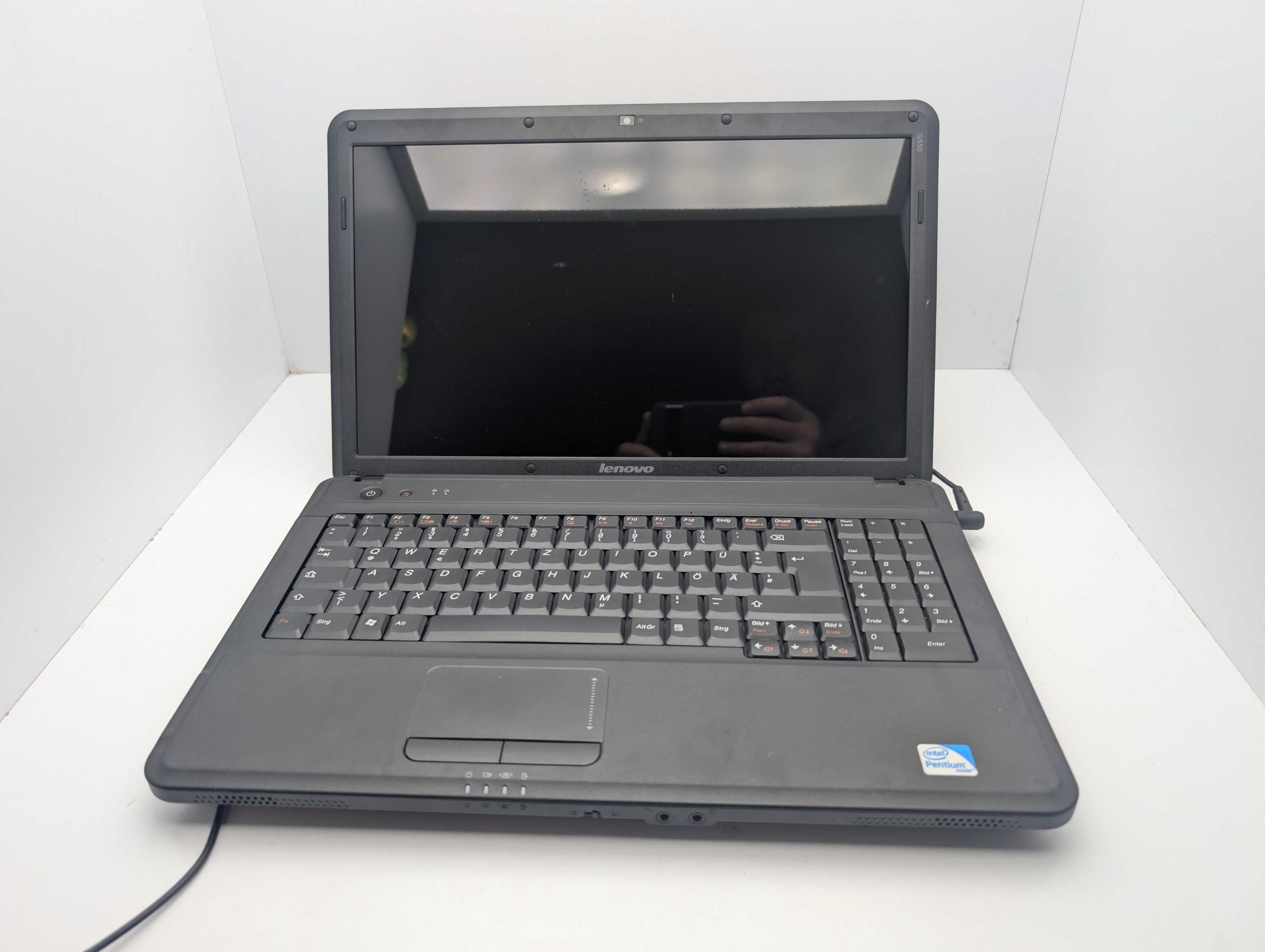 Lenovo G550/Intel Pentium T4400/DDR3-8gb/HDD-500gb/Intel HD Graphics