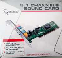 Placa de som 5.1 Channels PCI