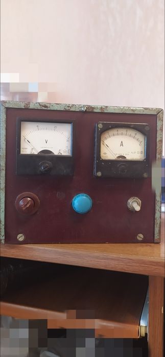 Зарядное устройство СССР автомобильное