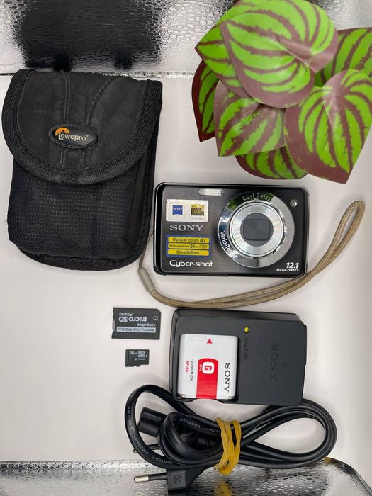 Aparat cyfrowy Sony Cyber-shot DSC-W120