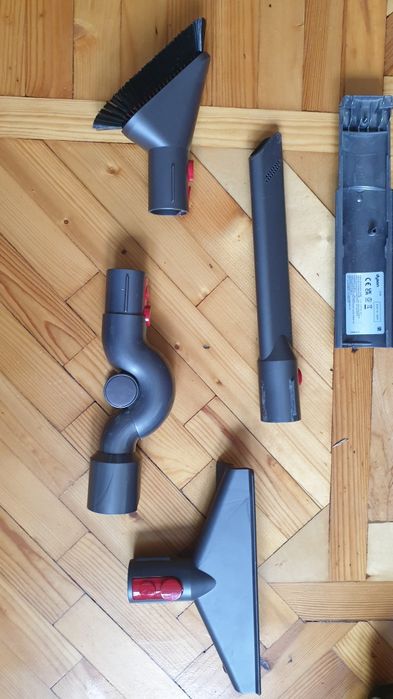 Dyson V11 по запчастям, циклон, колба, корпус.
