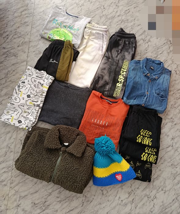 Paka ubrań chłopięcych bluzy spodnie 146/ 152 /158 okazja cenowa