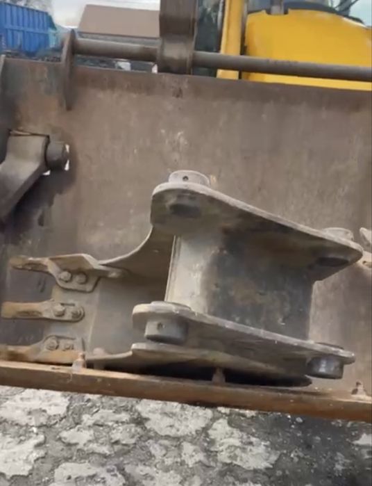 Ковш до екскаватора JCB 30 см