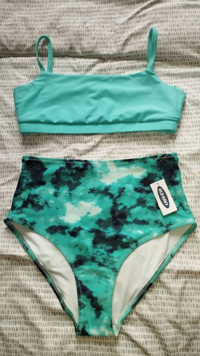 Жіночі купальники