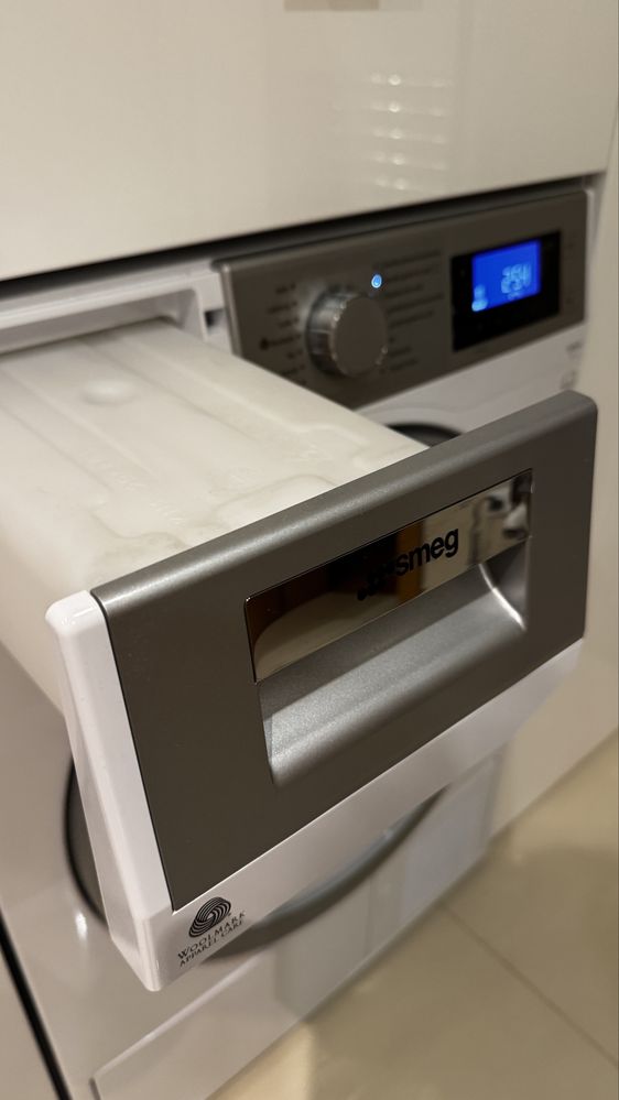 Suszarka SMEG DHT83LIN
