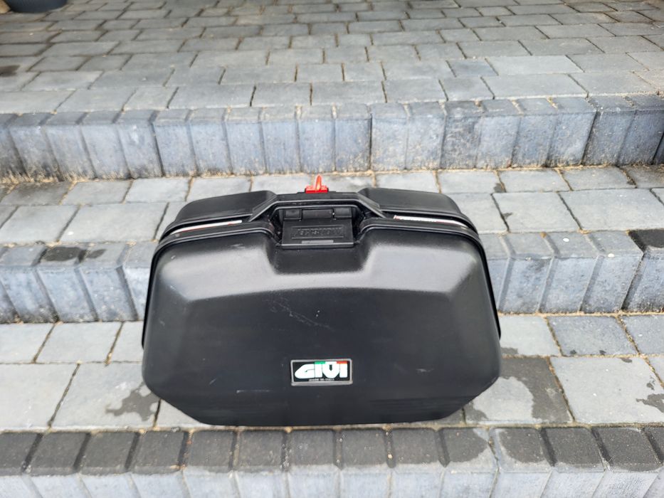 Kufer givi monokey e28