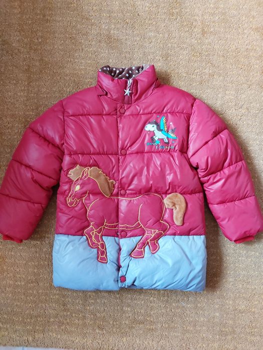 Roupas da criança (menina)