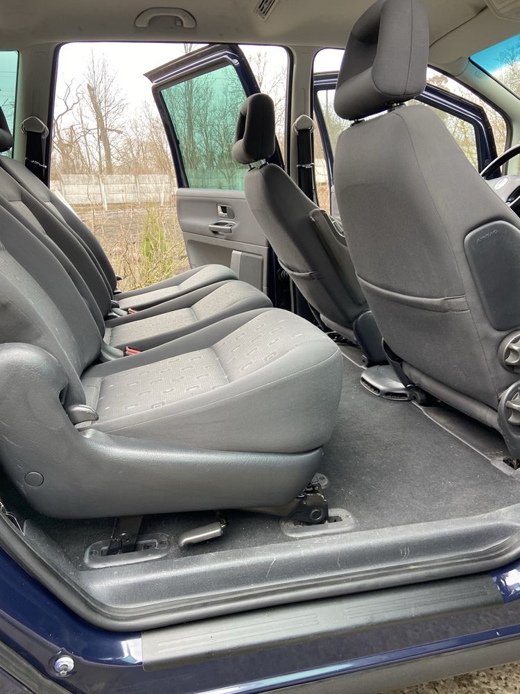 Volkswagen Sharan 2.0TDI авто для зсу