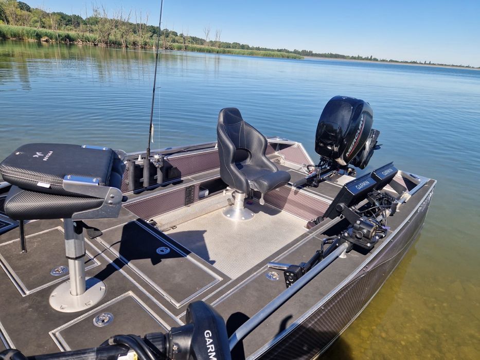 Łódź motorowa Skylla 420 , Mercury 60 , Przyczepa