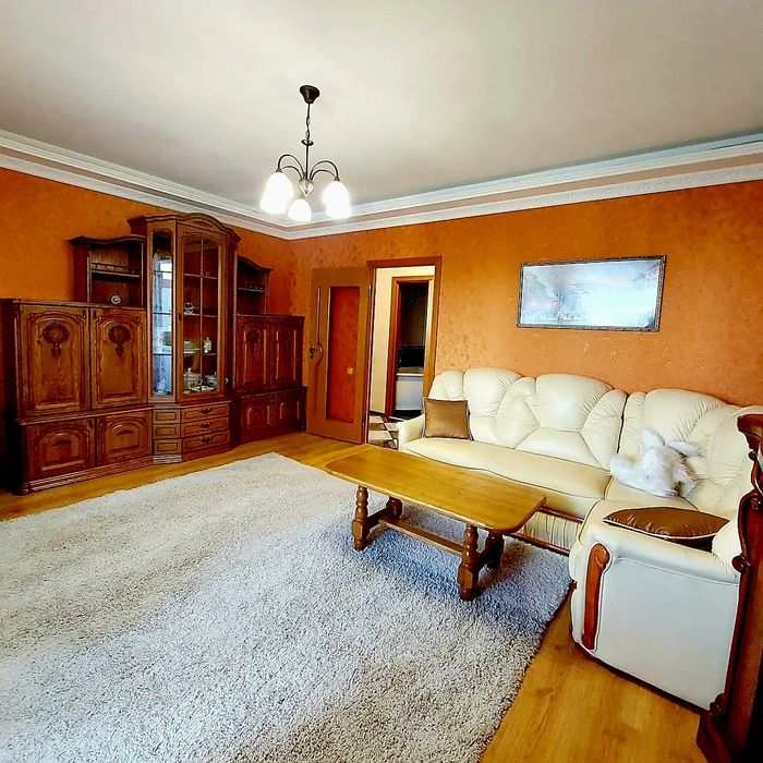 2-х кімнатна квартира Митниця, вул. Г. Дніпра. Квартира реальна.