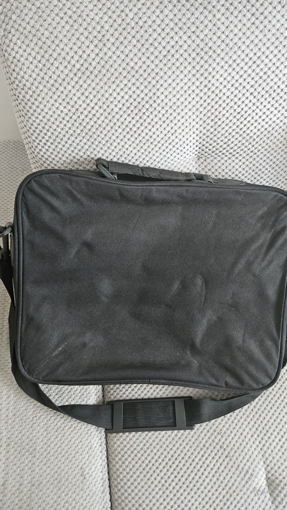 Torba na laptopa czarna