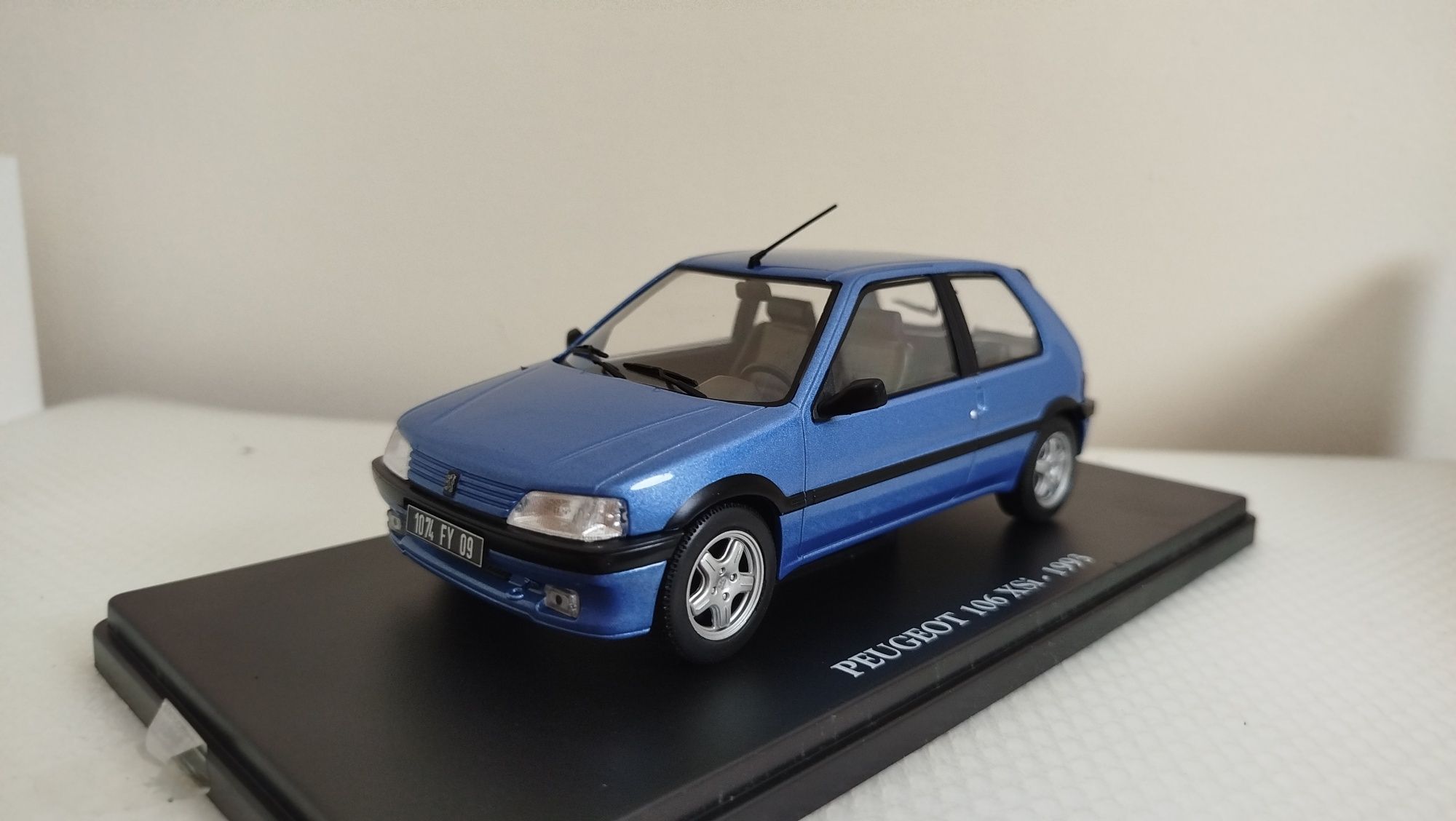 Miniatura Peugeot 106 XSI 1/24 Nova