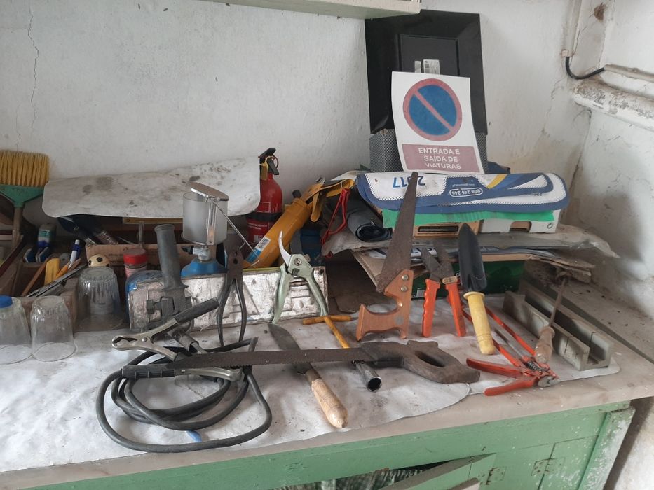 Ferramentas para utilização conforme fotos.