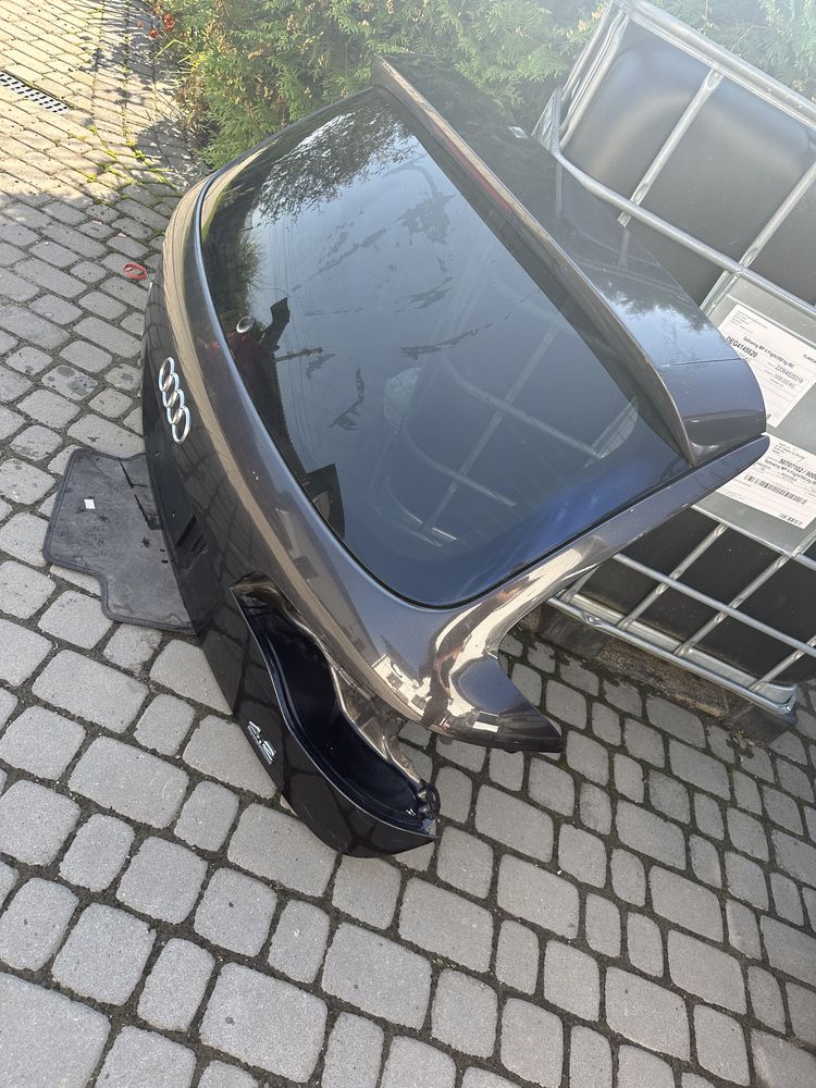 Кришка багажника ляда зі склом Audi Q7 2005-2015