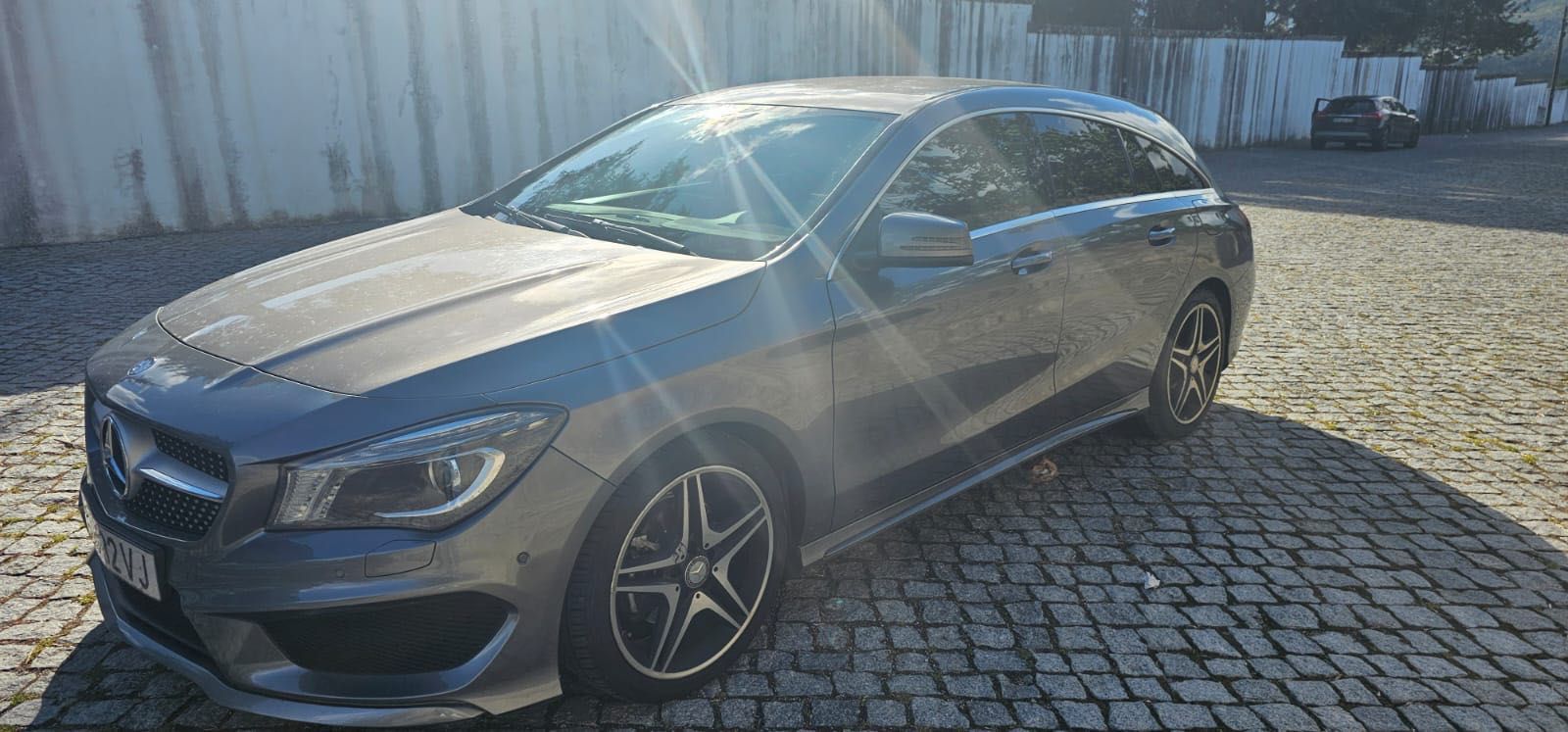 Carrinha Mercedes CLA180 Chipada AMG - Importada da Bélgica, Garagem