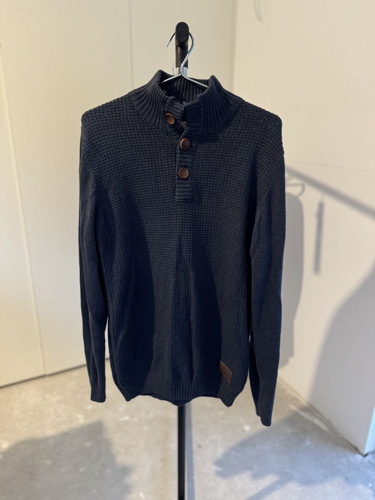 Sweter z guzikami granatowy M
