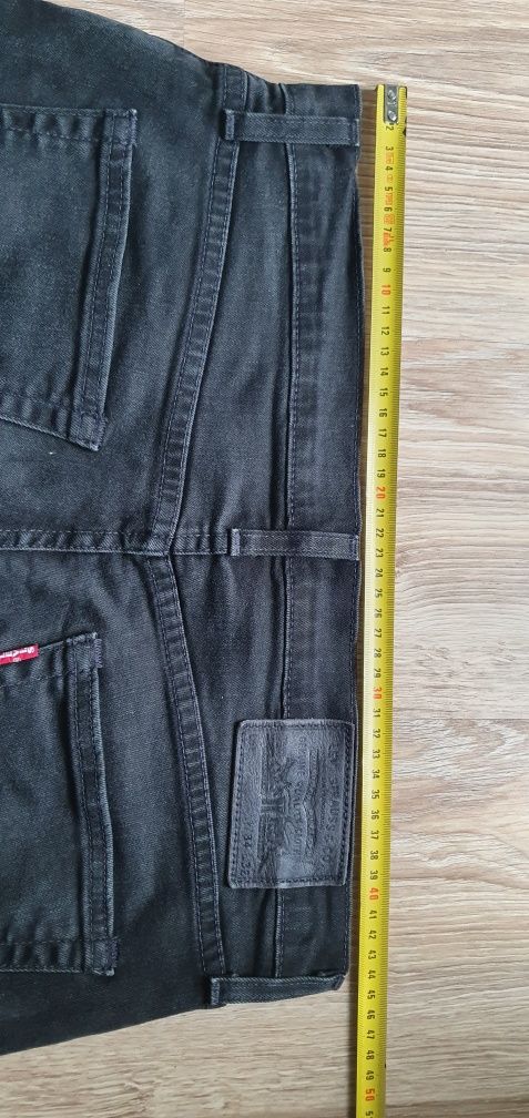 Spodnie dżinsowa Levis 512 W34 L32 Premium