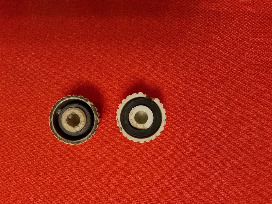 Pokrętła do radia z czasów PRL UNITRA - 2szt