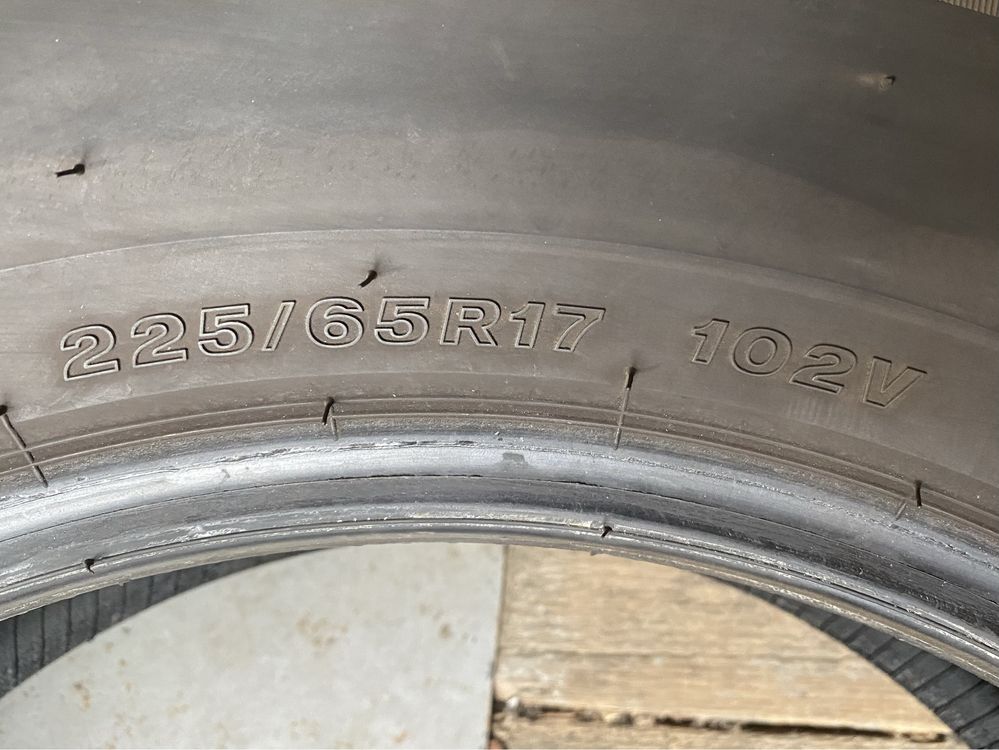 Літня резина шини (пара) 225/65/17 Bridgestone